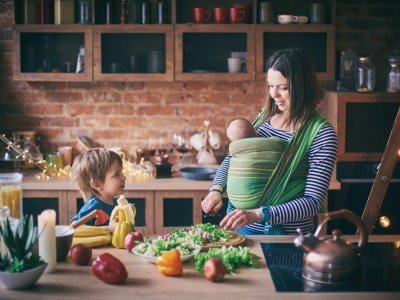 The Best Breastfeeding Weight Loss Meal Plan for New Mothers